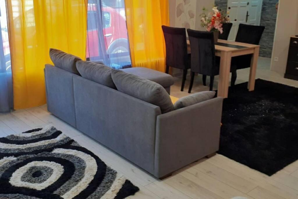 Charmante Petite Maison Charleville-Mézières Екстериор снимка