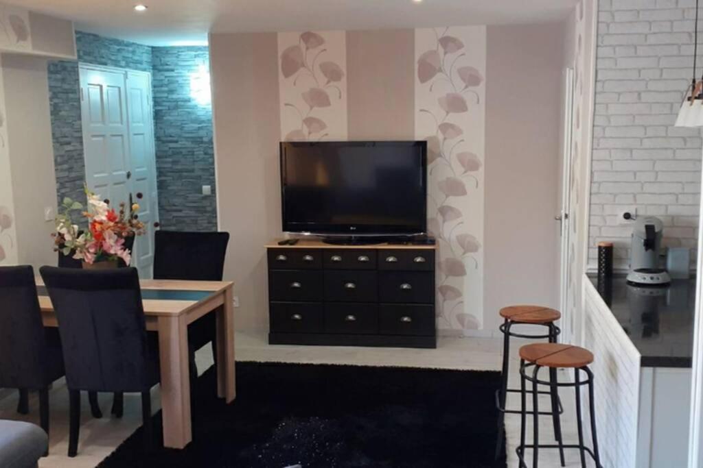Charmante Petite Maison Charleville-Mézières Екстериор снимка
