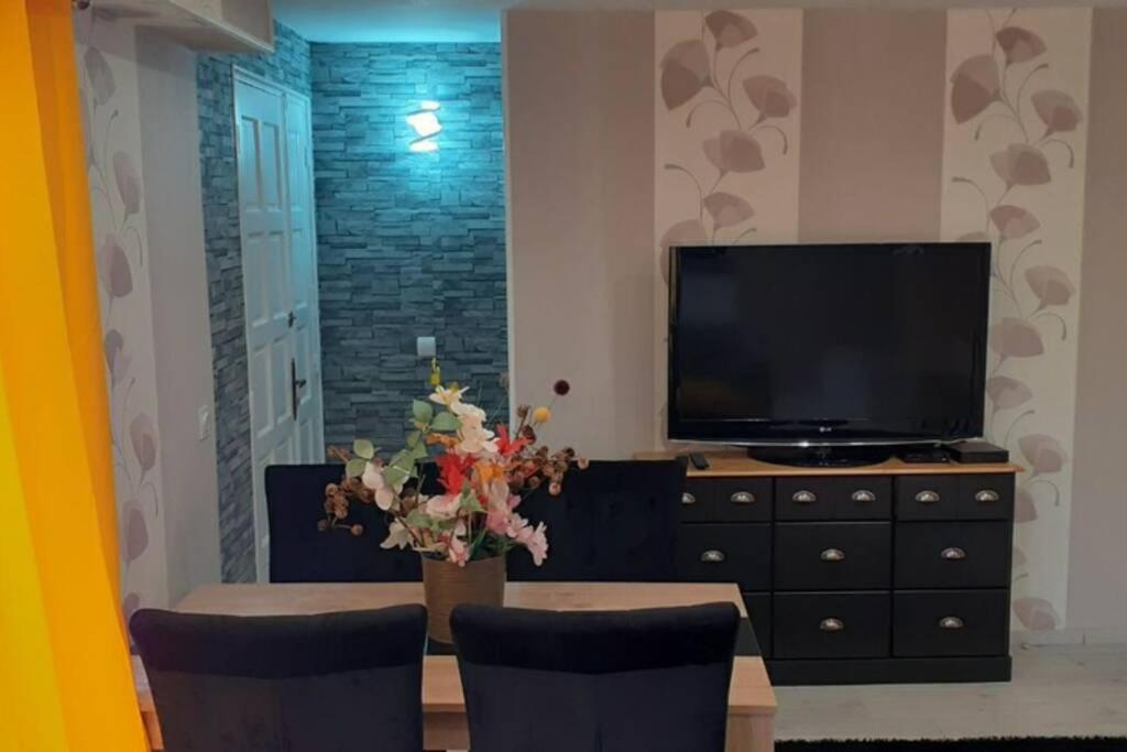 Charmante Petite Maison Charleville-Mézières Екстериор снимка